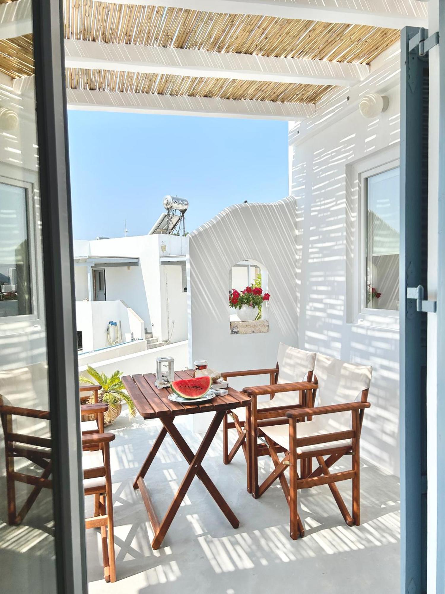 Anita Rooms & Suites Milos Adamantas (Milos) Exterior foto