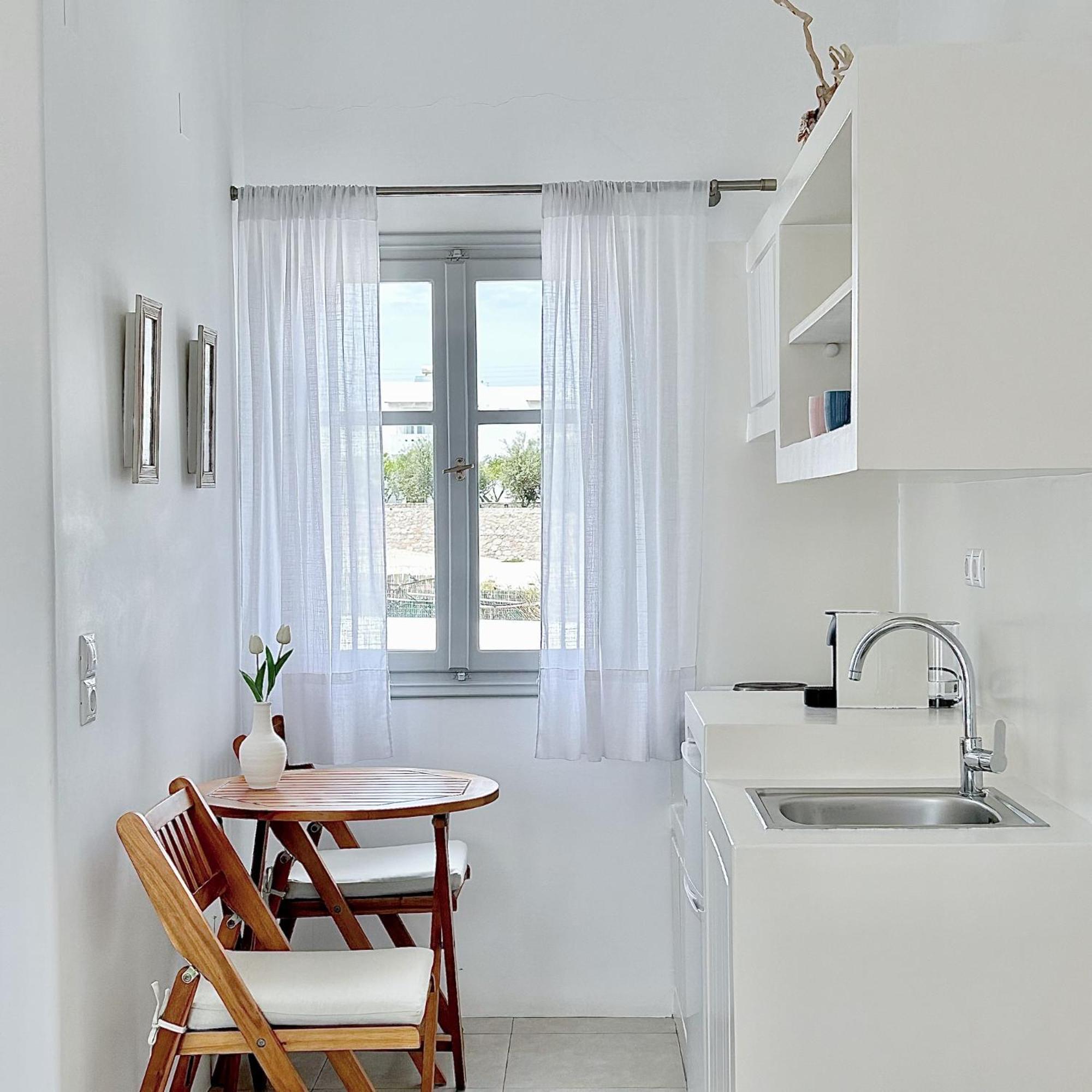 Anita Rooms & Suites Milos Adamantas (Milos) Exterior foto
