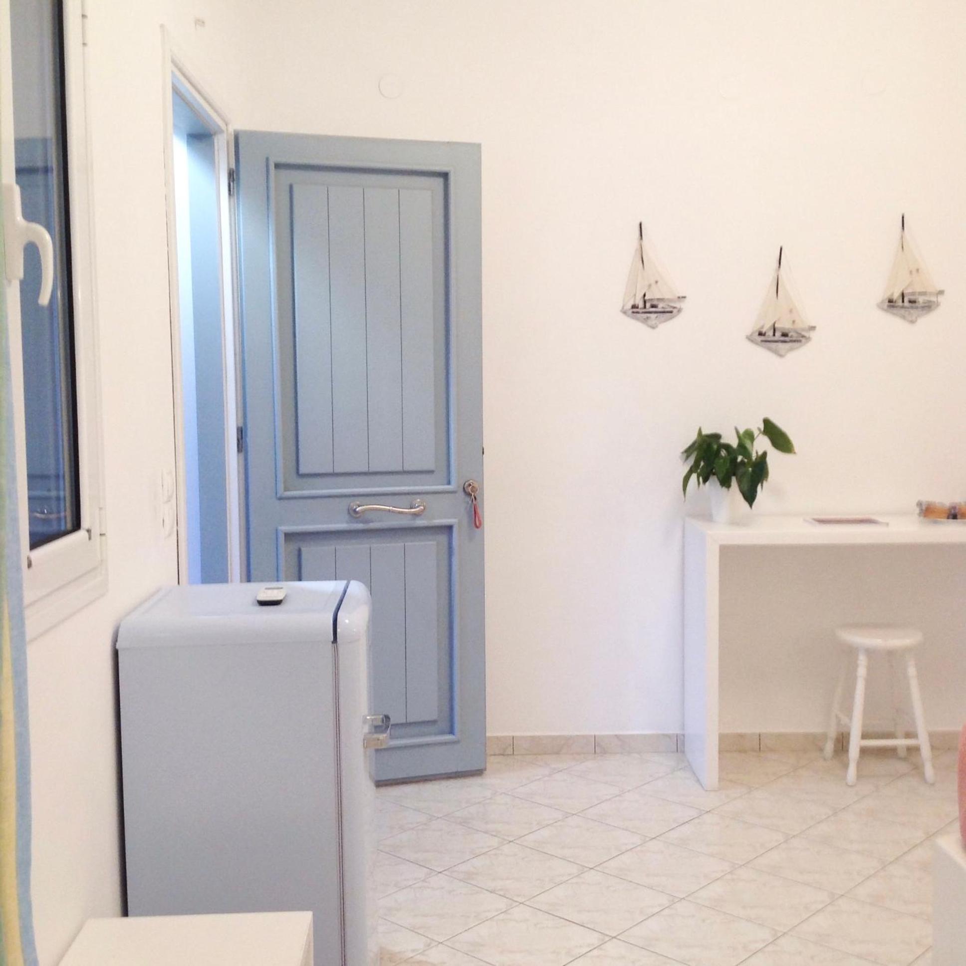 Anita Rooms & Suites Milos Adamantas (Milos) Exterior foto