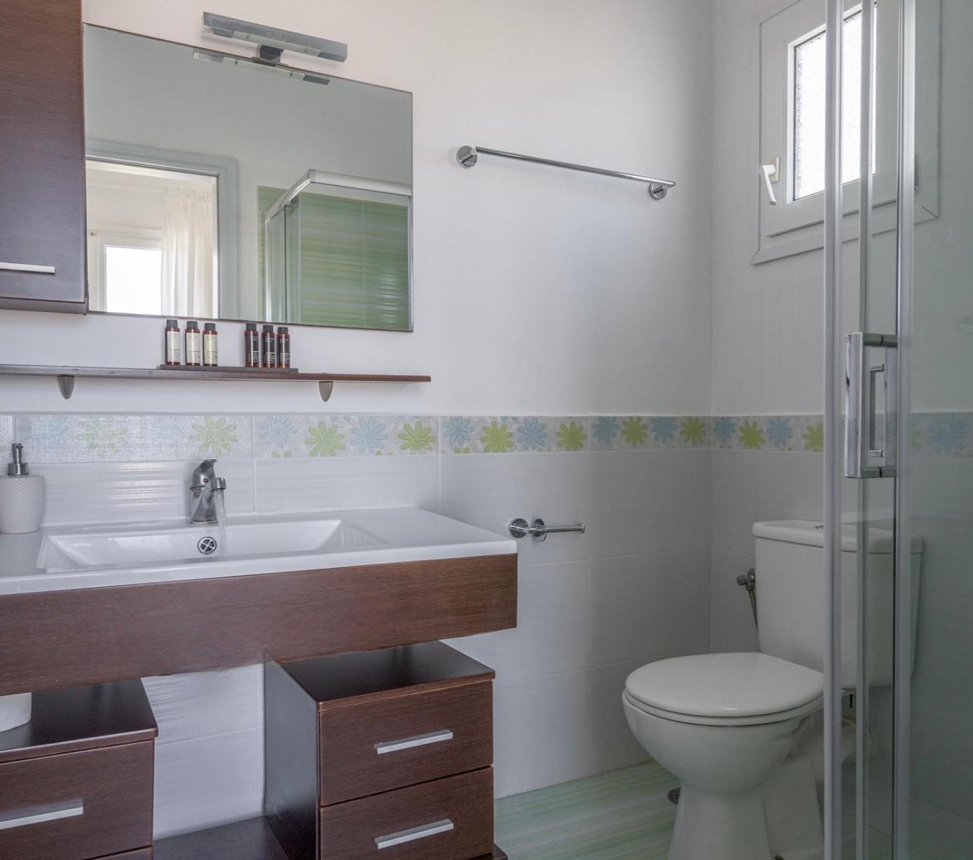 Anita Rooms & Suites Milos Adamantas (Milos) Exterior foto